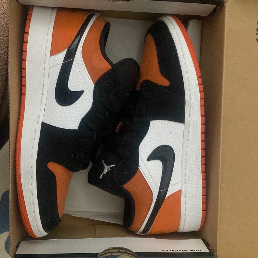 air jordan lows star-fish.